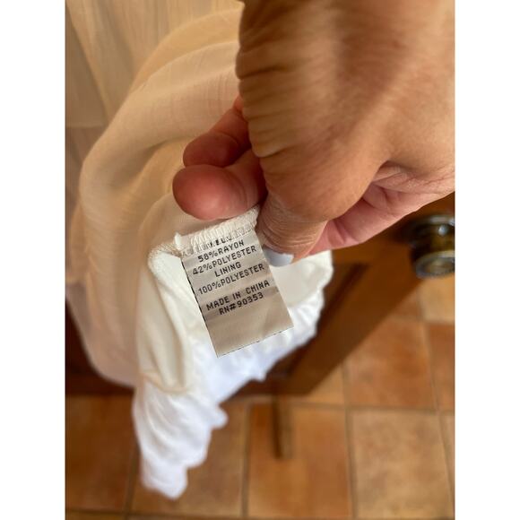 J GEE TIERED SMOCKED CHEST MAXI DRESS SMALL - Picture 4 of 6